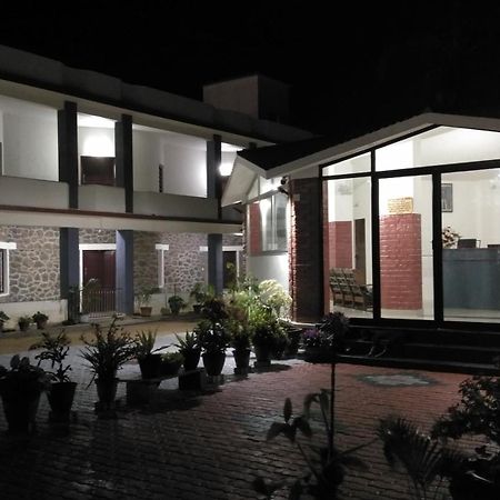 Hotel Jebasakthy Kanyakumari Exteriör bild