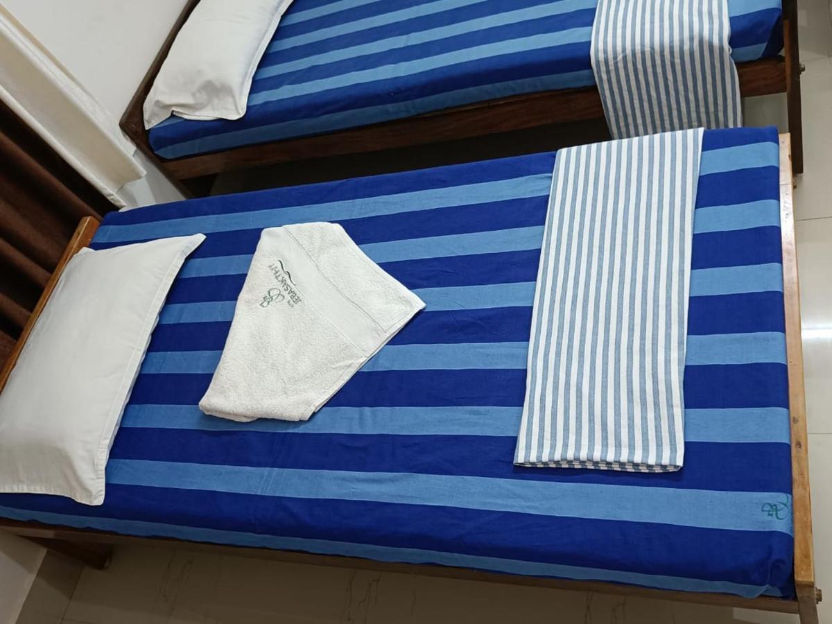 Hotel Jebasakthy Kanyakumari Exteriör bild